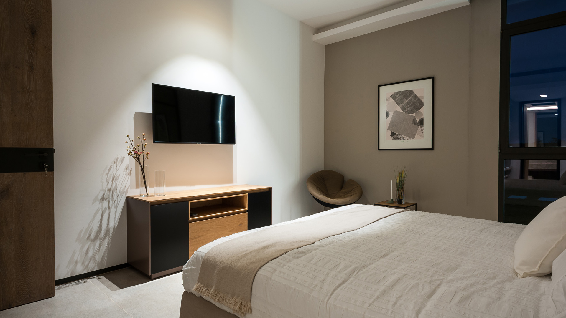 The Terraces ‘Modern Minimalistic’ Bedroom